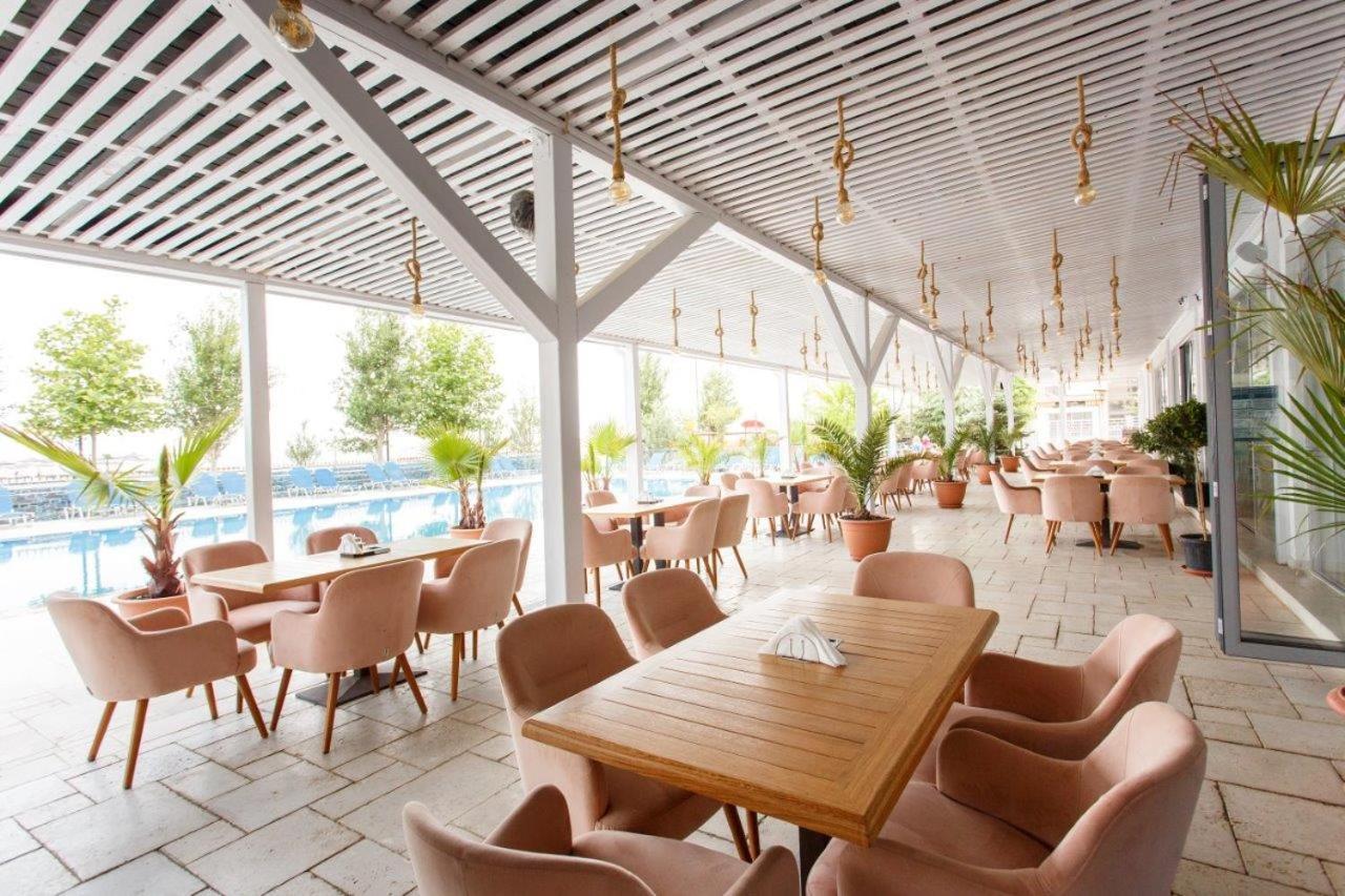 Nautic Sport Club Hotel Navodari Ngoại thất bức ảnh